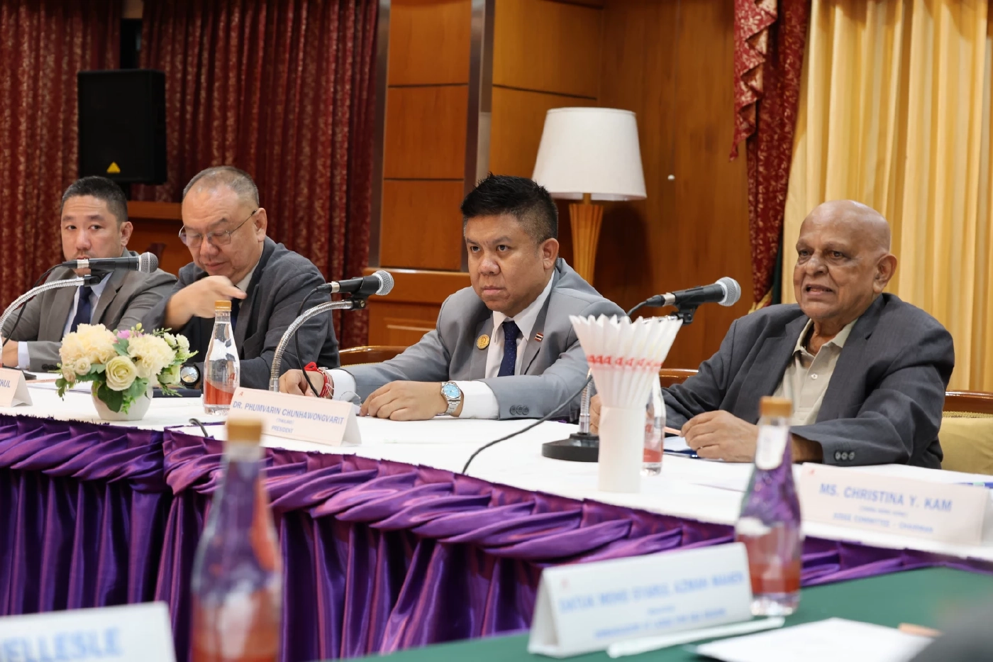 นายภูมิวรินทร์ ชุณหะวงษ์วริศ ประธานสหพันธ์กีฬาเพาะกายและฟิตเนสแห่งเอเชียตะวันออกเฉียงใต้