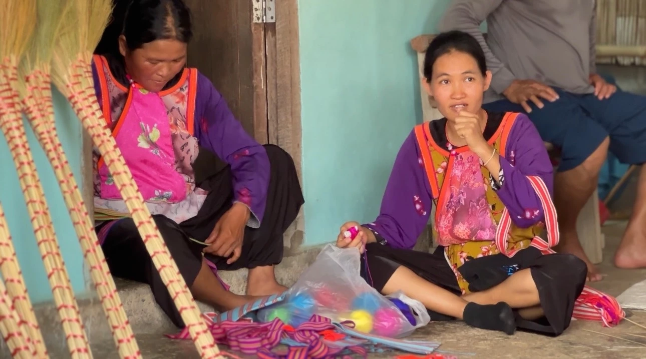 “ธนาคารที่ดิน” ติดตามผลการช่วยเหลือเกษตรกรและผู้ยากจน ตามนโยบายของรัฐบาล