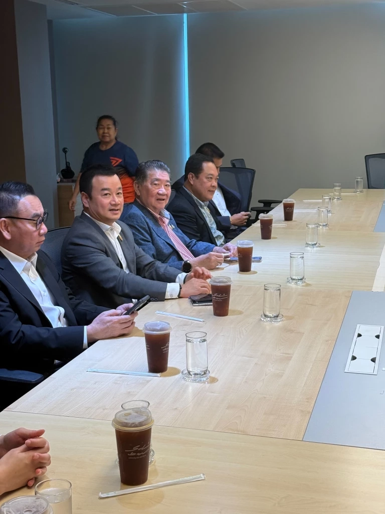 ภูมิธรรม เผยพรรคร่วมฯ ยอมรับทุกเงื่อนไขของพรรคประชาชน