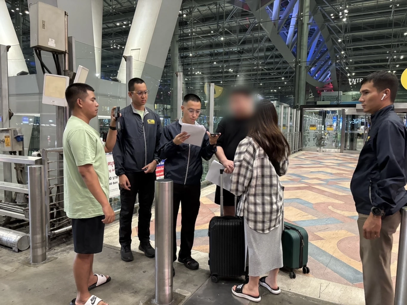 รวบหนุ่มเกาหลี เครือข่ายแก๊งคอลฯ มือฟอกคริปโตเป็นทองคำแท่ง