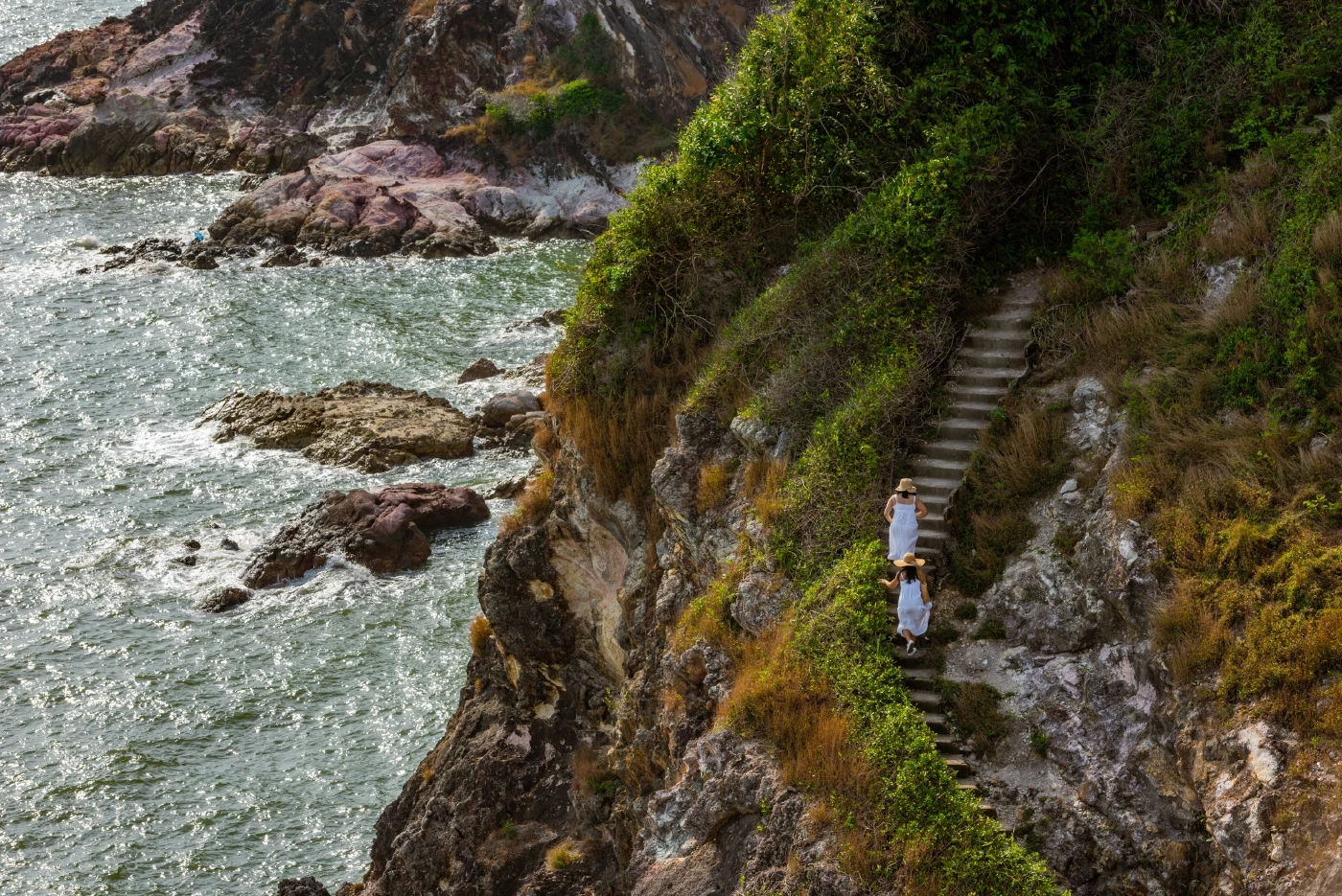 'เที่ยวไทยคนละครึ่ง' เมืองหลัก 22 จังหวัด เต็ม 300,000 สิทธิ์