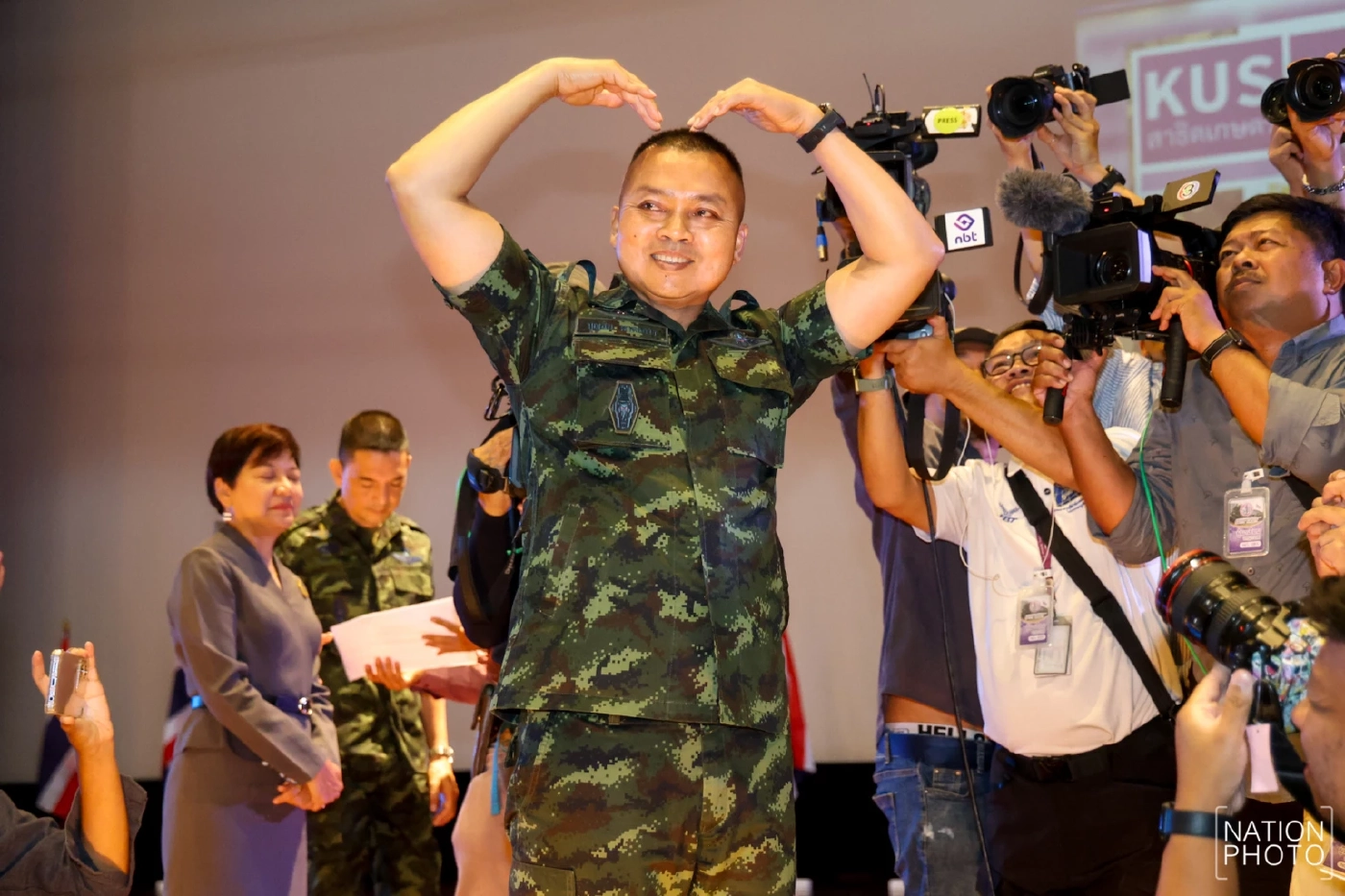 พลโท บุญสิน พาดกลาง แม่ทัพภาคที่ 2 