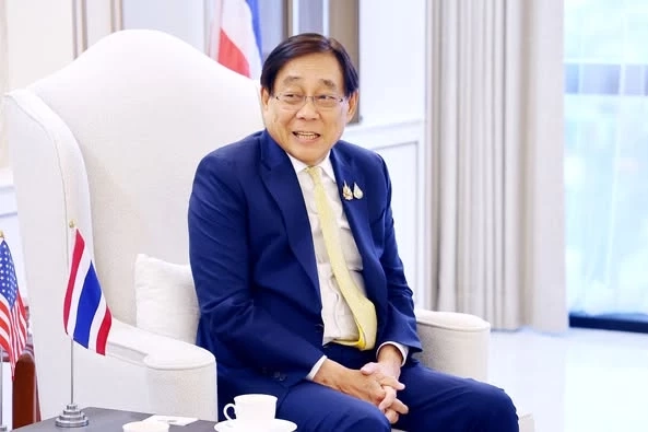 พิชัย ชุณหวชิร รองนายกรัฐมนตรีและรัฐมนตรีว่าการกระทรวงการคลัง