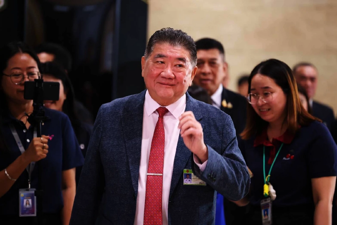 ปมต่ออายุตั๋ว “ผู้ว่าฯสระแก้ว” - ย้ายใหญ่ "สิงห์แดง" สะเทือน