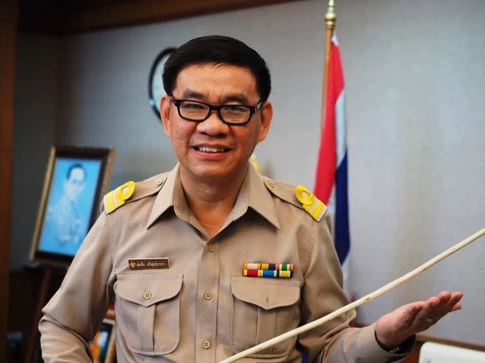 "สมชัย" แนะ "นายกฯ" อ่านมาตรฐานจริยธรรม รีบตัดสินใจก่อน  "ศาล รธน.วินิจฉัย"