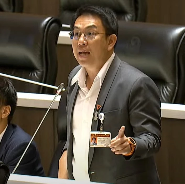 สภาฯ เดือด! ก่อนพิจารณาร่างกฎหมายรถไฟฟ้า 20 บาทตลอดสาย