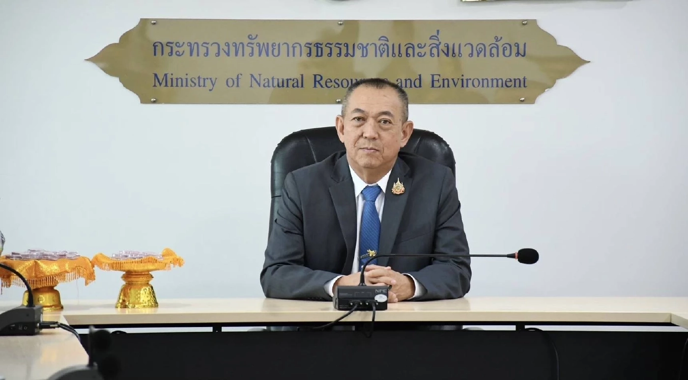 เฉลิมชัย ศรีอ่อน รมว.ทรัพยากรธรรมชาติและสิ่งแวดล้อม 