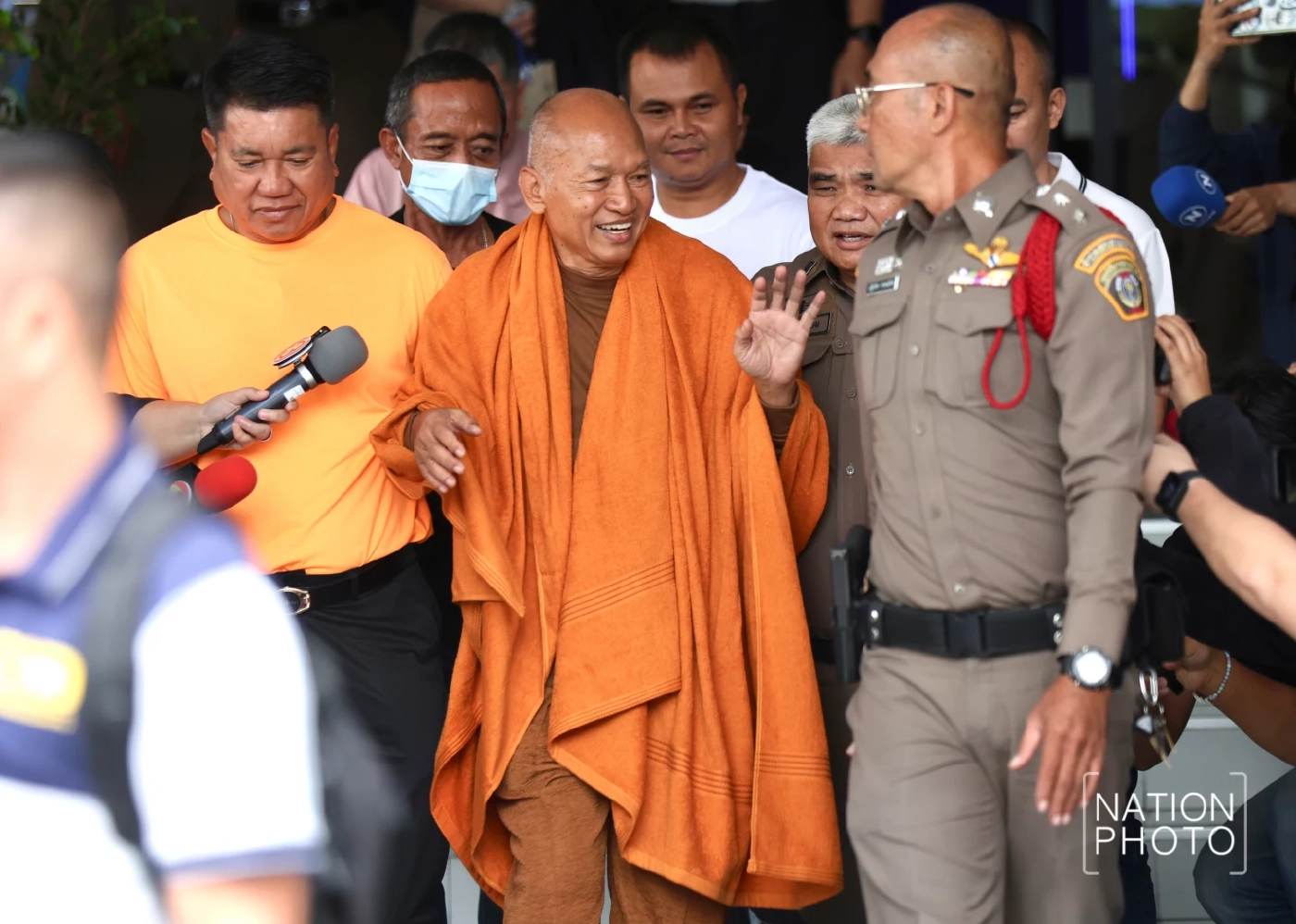 ศาลไม่ให้ประกัน “ทิดจอร์จ-หมอบี” ส่งตัวเข้าเรือนจำพิเศษกรุงเทพ