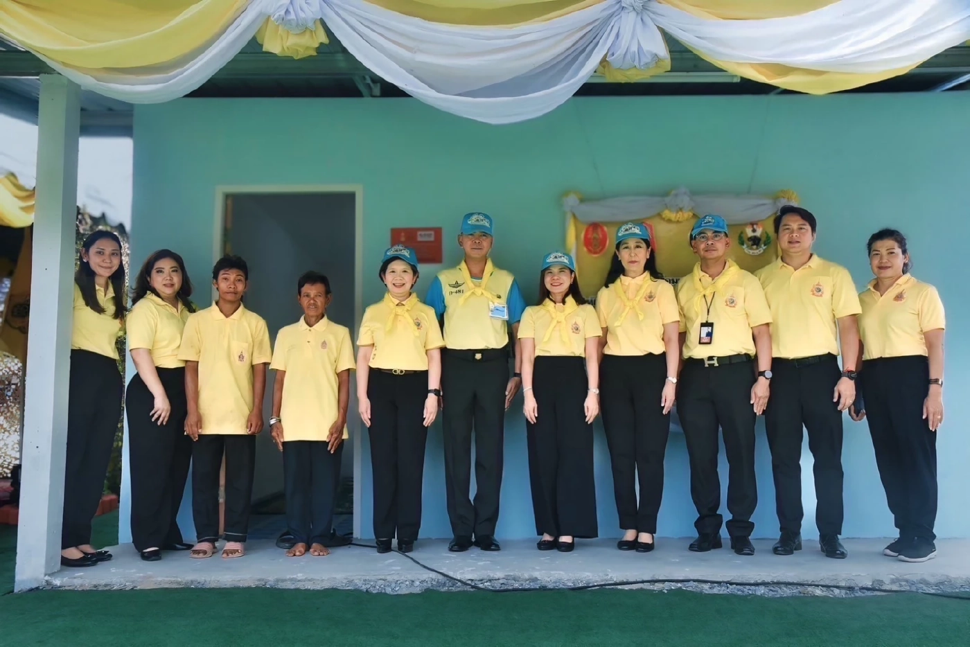 ธอส. ร่วมกับ กองทัพภาคที่ 1 ส่งมอบบ้านให้ผู้ยากไร้ 15 หลัง