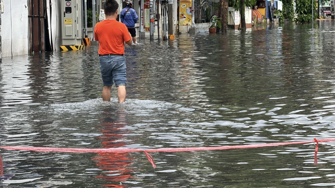 ด่วน! เชียงใหม่จมบาดาลหลายพื้นที่ โดน “พายุคาจิกิ” ถล่ม