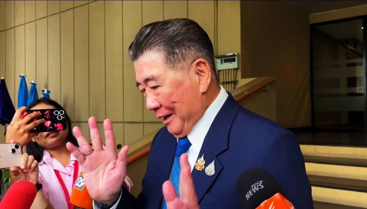 "ภูมิธรรม" ย้ำ ย้าย อธิบดีปภ.-กรมที่ดิน" ทำตามเงื่อนไขการทำงาน (มีคลิป)