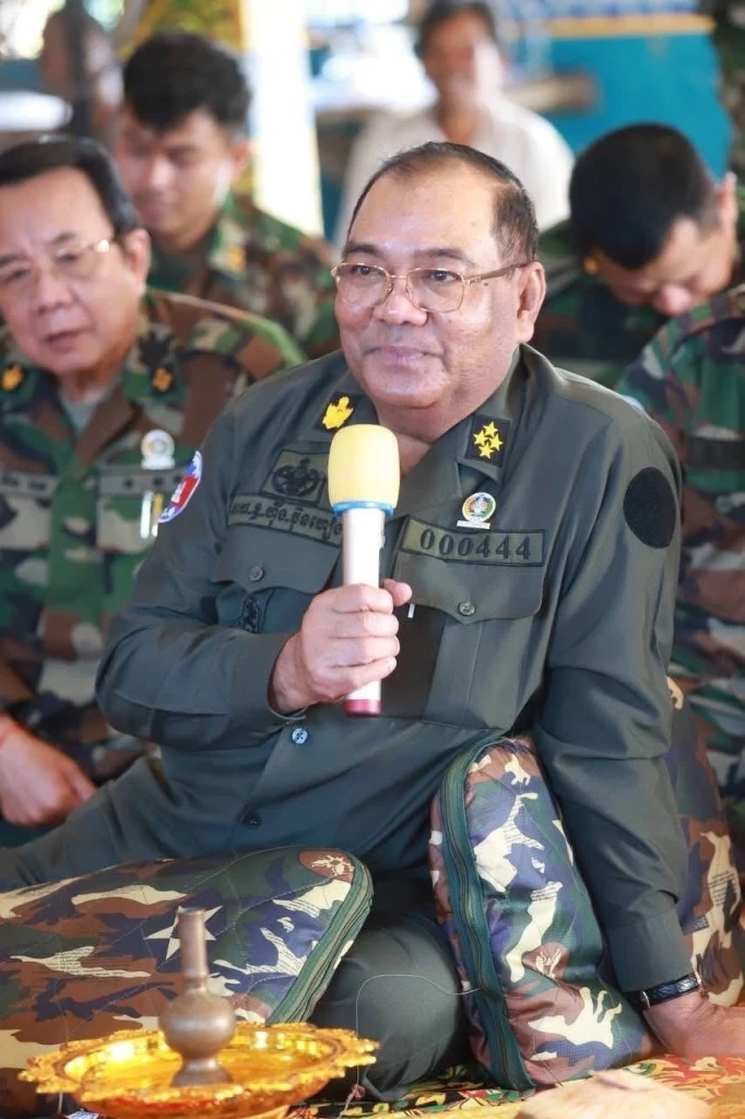 พล.อ.ฮิง บุนเฮียง ผบ.BHQ ยังมีชีวิตอยู่