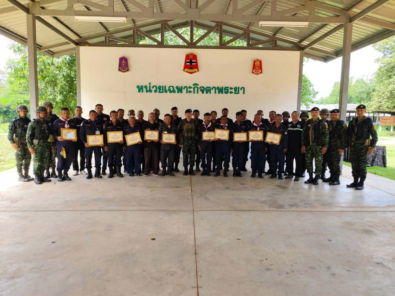 ชรบ.จับสายลับกัมพูชา สอดแนมชายแดน อึ้ง!สารภาพได้ค่าจ้างน้อยนิด