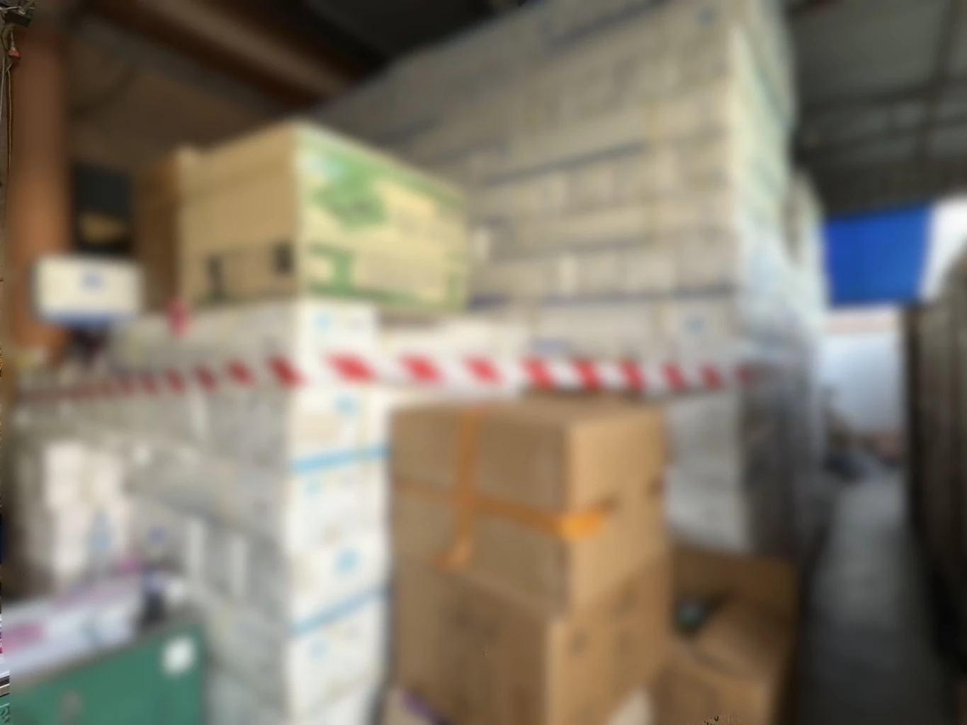 อำพรางโกดังร้าง ตะลึงเครื่องใช้ไฟฟ้าไม่มี มอก.กว่า 4 หมื่นรายการ