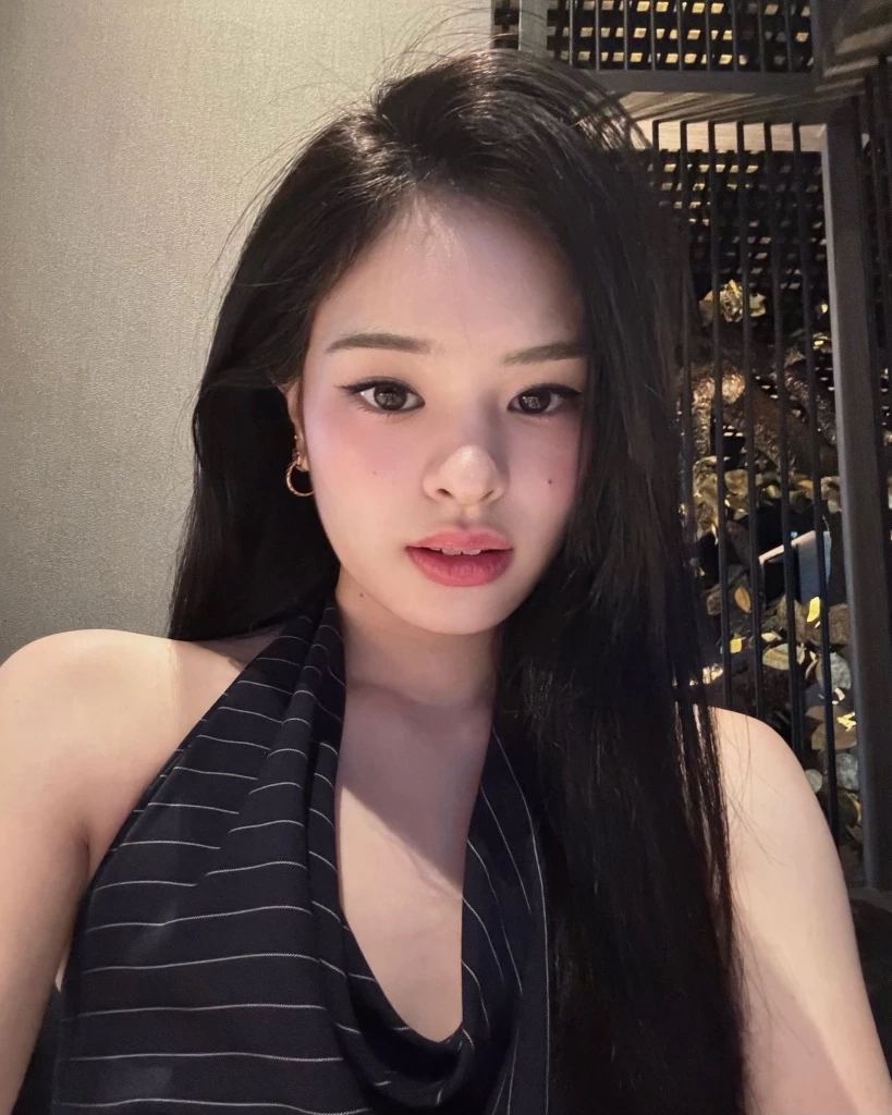 "อ่ำ อัมรินทร์" พา "แอลลี่" เข้าแจ้งความเอาผิดโซเชียลเฟคนิวส์ หาว่า "แอลลี่ท้อง"