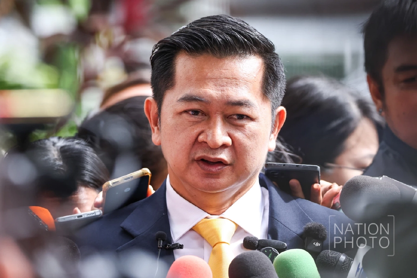 "ทักษิณ" เดินทางถึงศาลอาญา ฟังคำพิพากษา "คดี ม.112 - พ.ร.บ.คอมฯ"