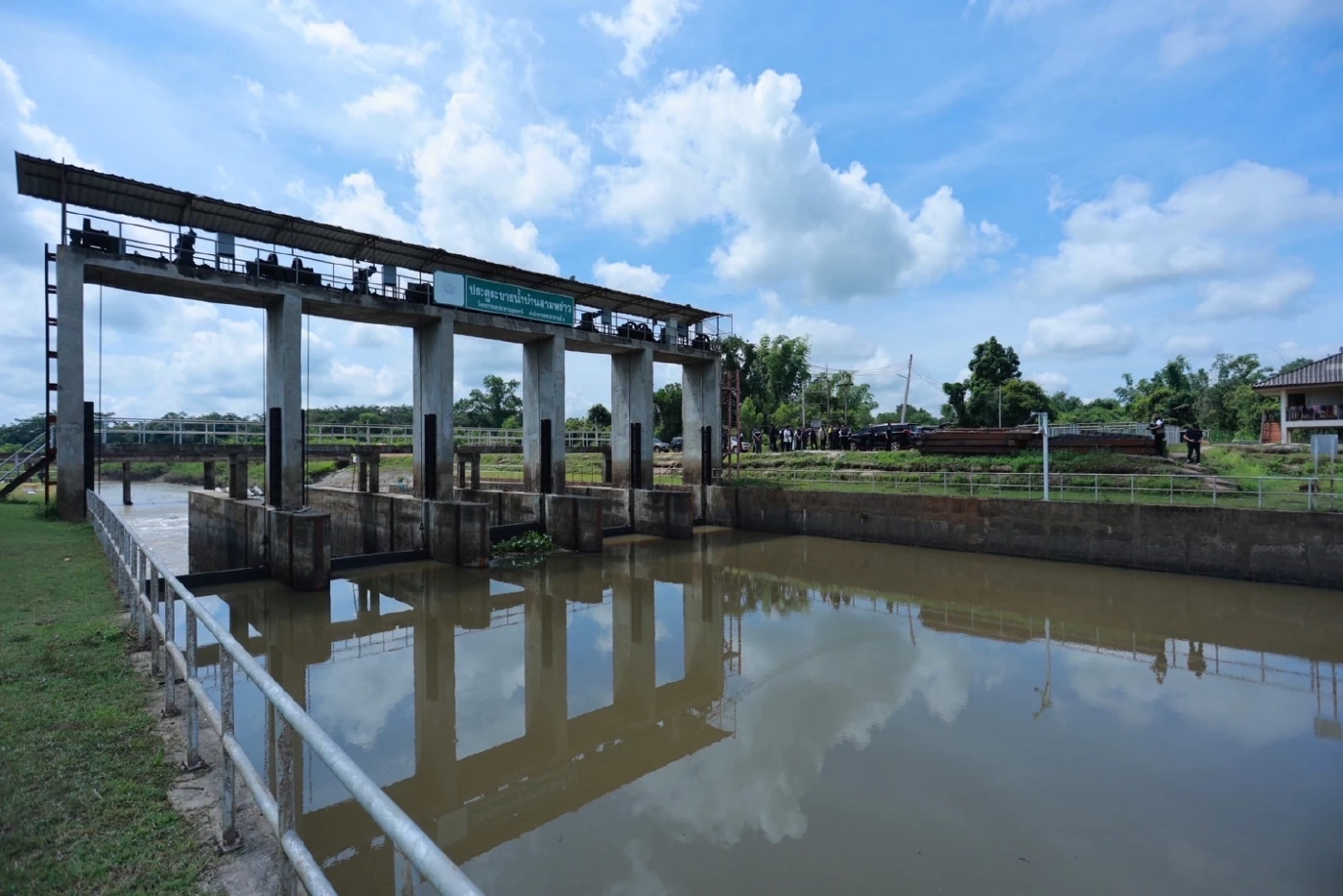 รองอธิบดีฯ “ฐนันดร์” ลงพื้นที่ติดตามโครงการสำคัญภาคอีสาน