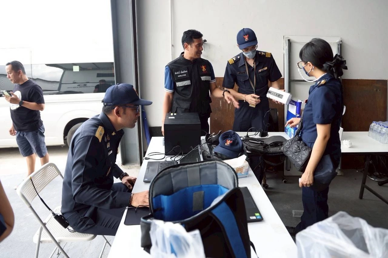 กสทช.-กองปราบ จู่โจม บริษัทโดรน-แอนตี้โดรน ยึดของกลางเพียบ