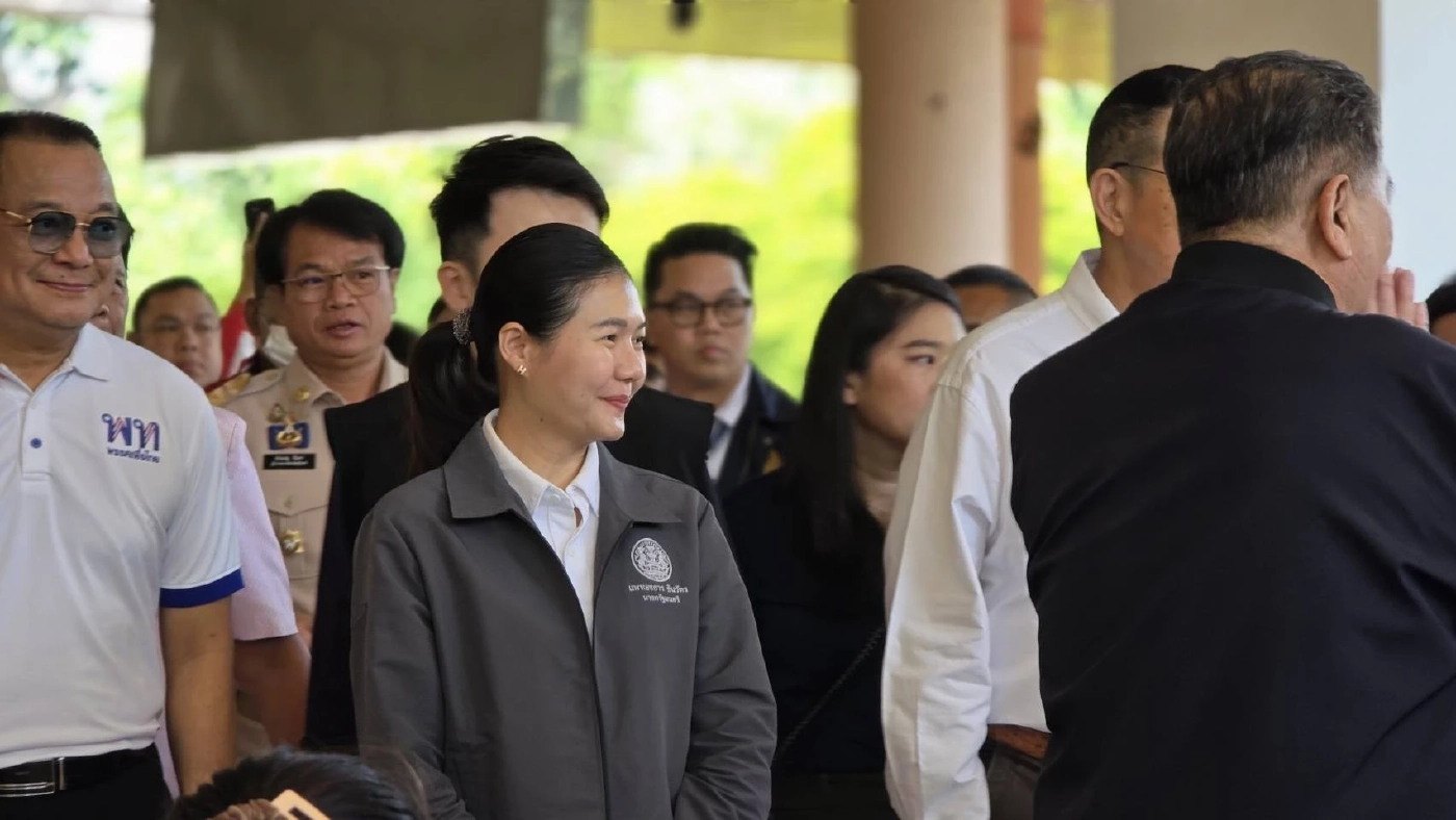 ภูมิธรรม-มาริษ-จิราพร ส่งชาวสุรินทร์กลับบ้าน ชงงดเก็บค่าไฟ-น้ำ