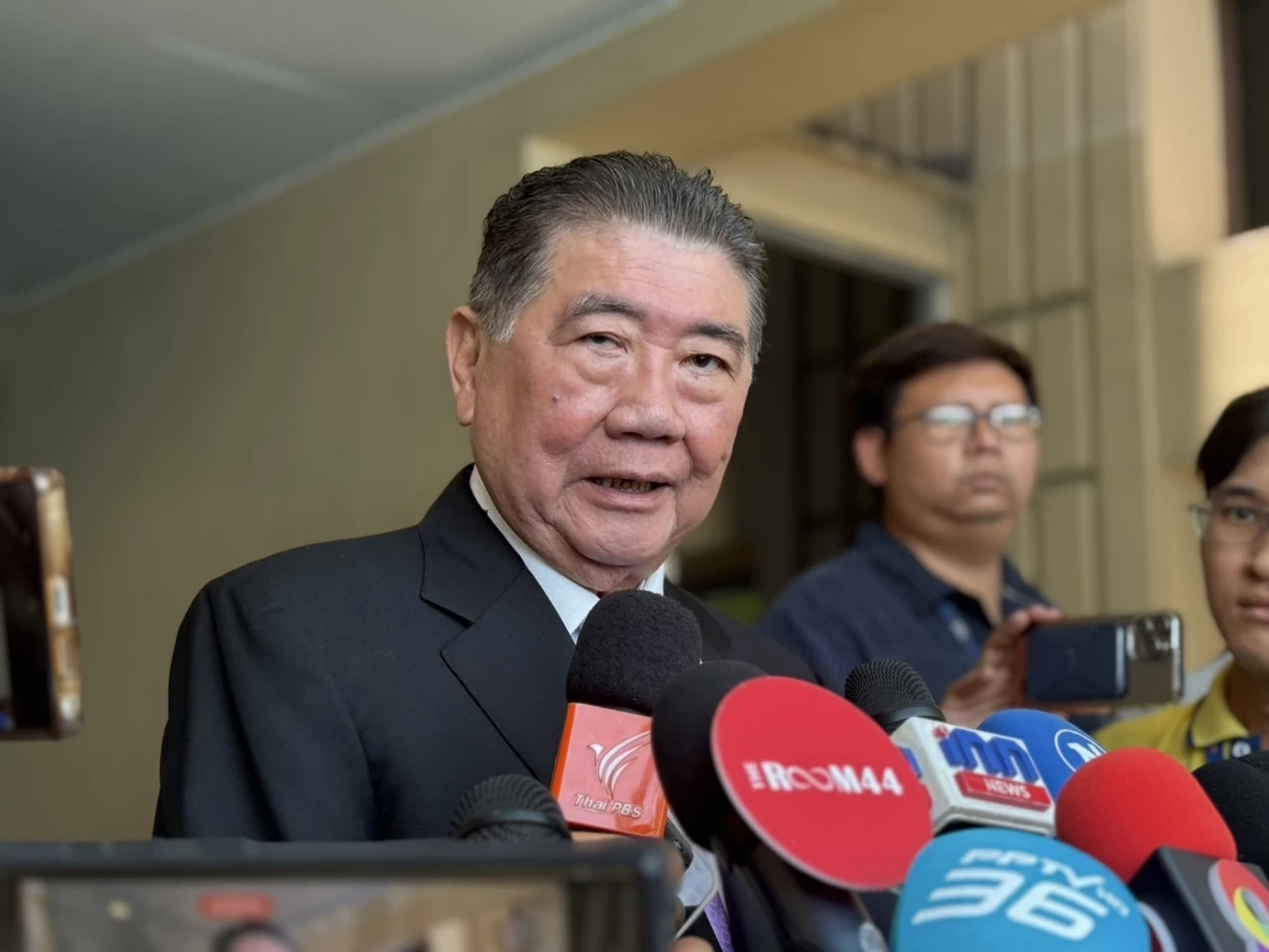 “ภูมิธรรม” สั่ง ปลัดมท. จี้ผู้ว่าฯสงขลา ปมเอกสารหลุด สั่งนายอำเภอ ต้อนรับ “เดชอิศม์”