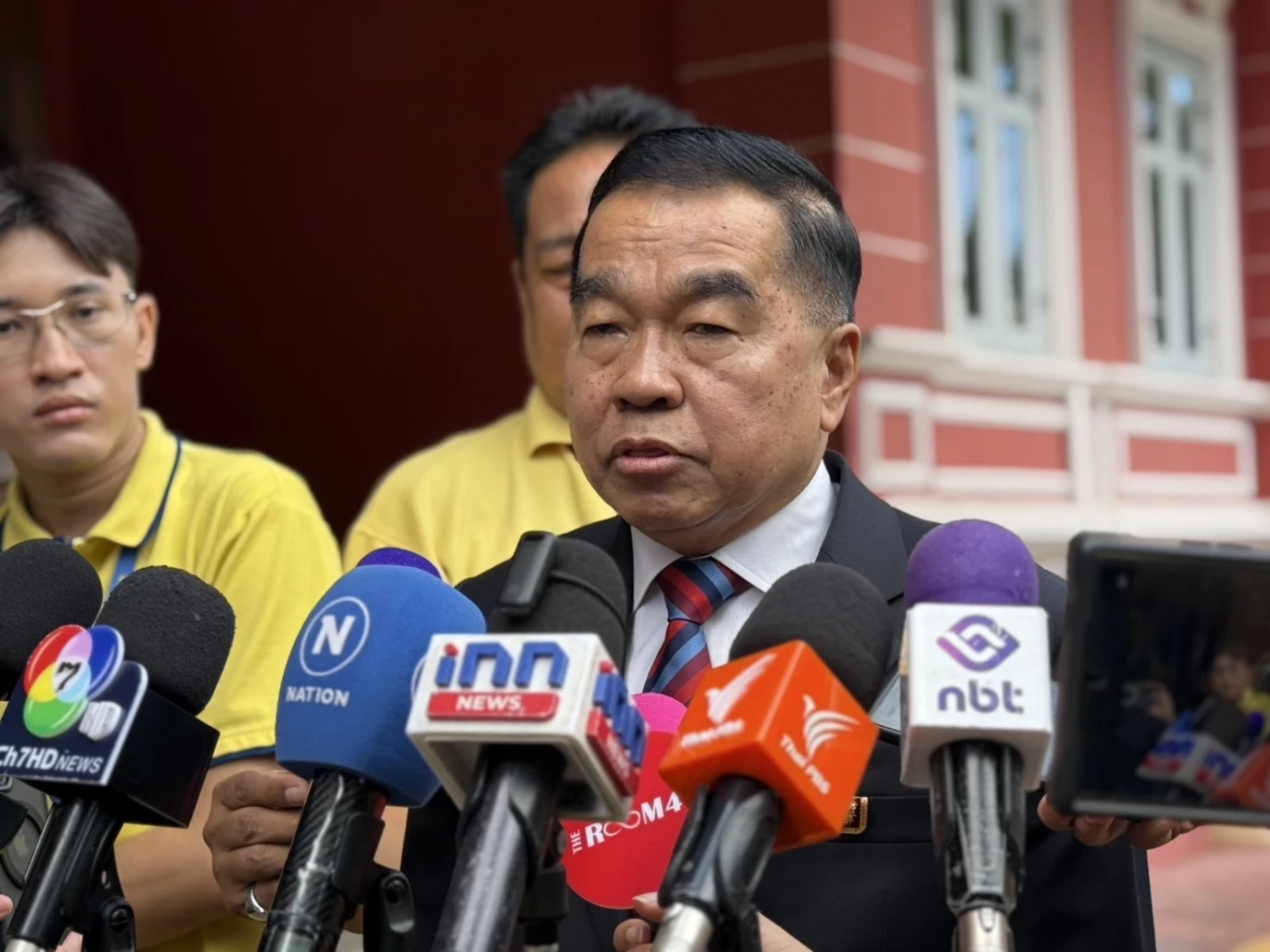 พล.อ.ณัฐพล นาคพาณิชย์ รัฐมนตรีช่วยว่าการกระทรวงกลาโหม