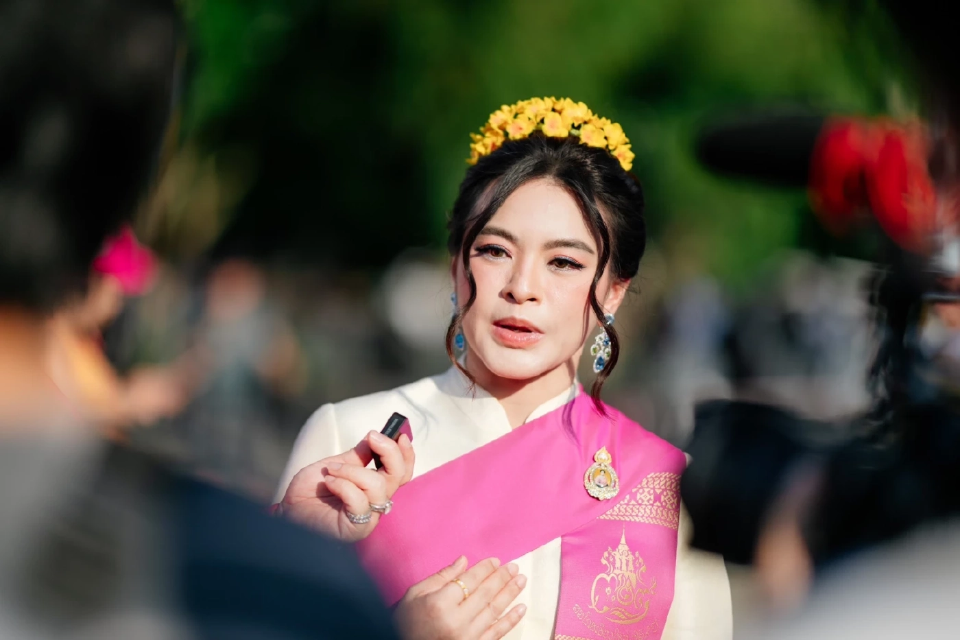 จัดฟ้อน "เติมใจ๋สู่นักสู้ชายแดนไทย" ส่งกำลังใจทหารกล้า