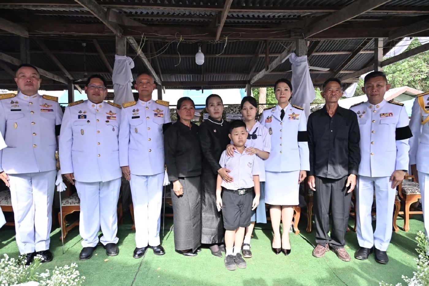 ผบ.สส.เล่าวีรกรรมทหารกล้า - “ธีรรัตน์” ร่วมพิธีพระราชทานเพลิง