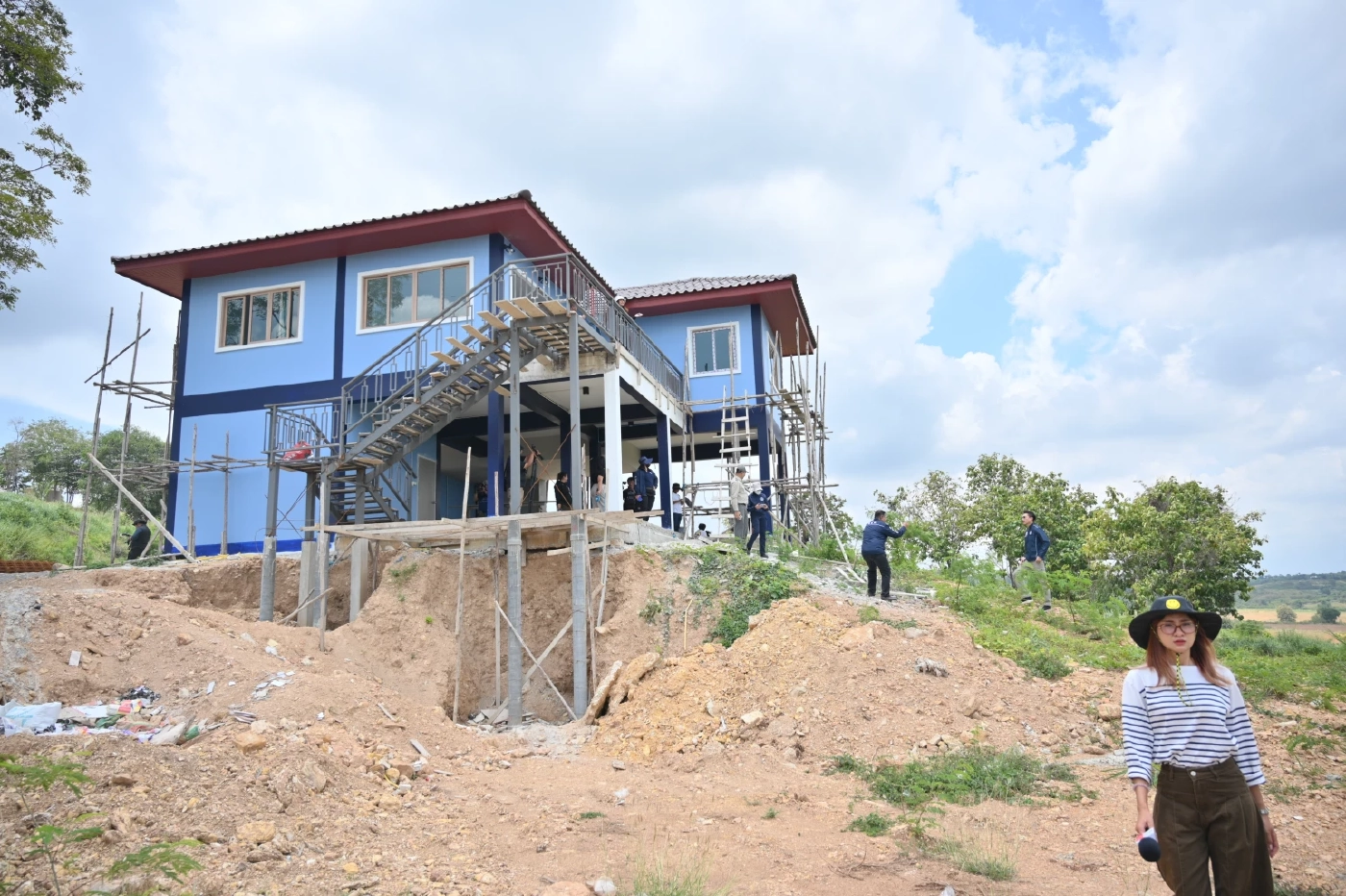 ระดมทีม ลุยจับ เจ้าหน้าที่รัฐ ออกเอกสารสิทธิ์เอื้อนายทุนรุกที่ป่า "ภูนับดาว"