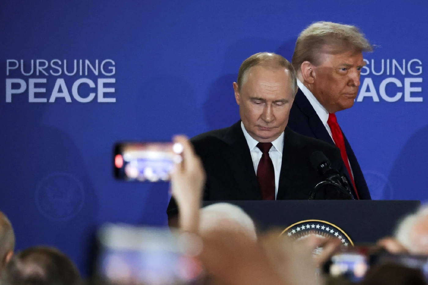 ประชุมสุดยอดเพื่อยุติสงครามยูเครน “ทรัมป์” ไม่แพ้ แต่ “ปูติน” ชนะ