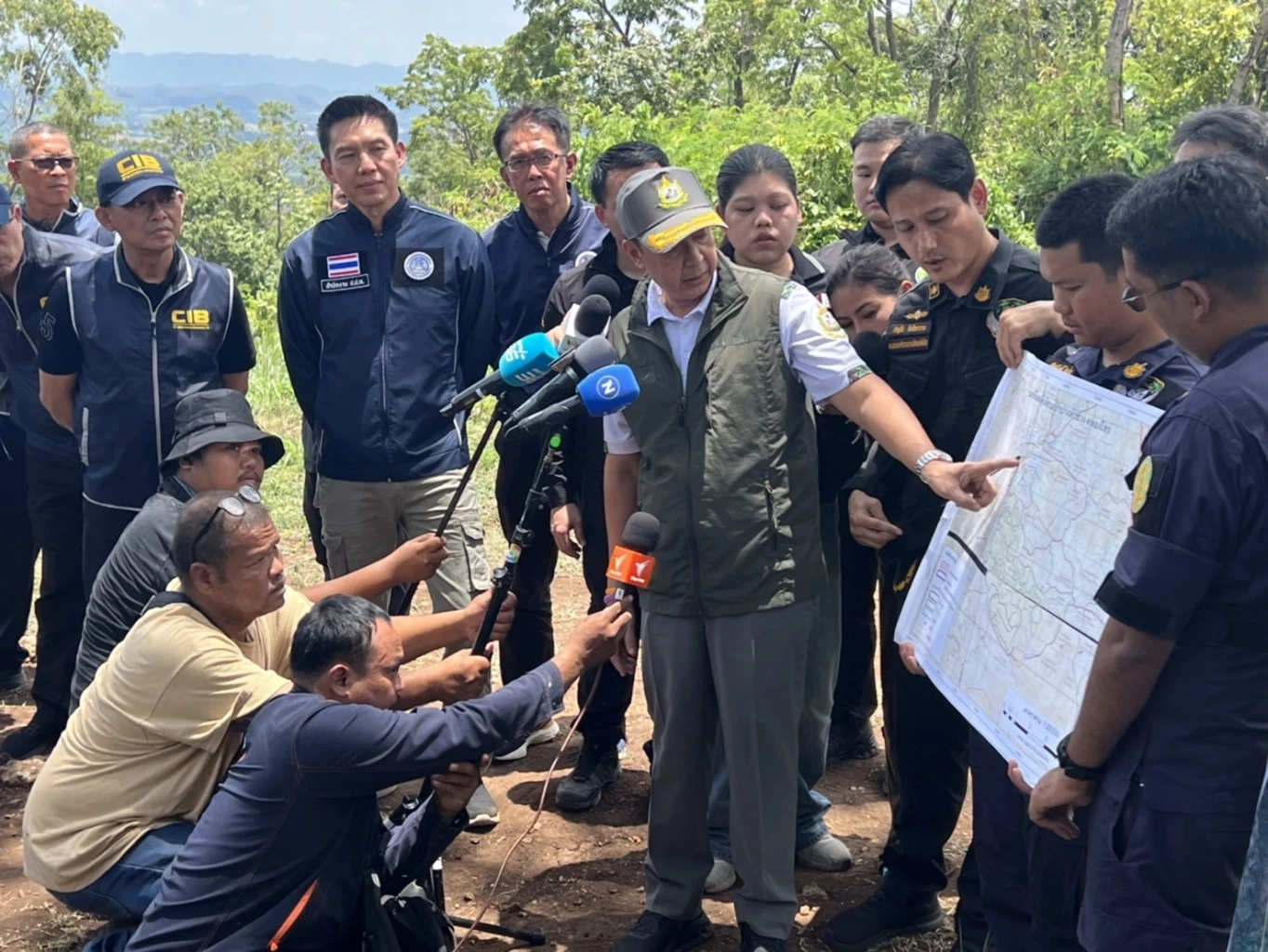 ระดมทีม ลุยจับ เจ้าหน้าที่รัฐ ออกเอกสารสิทธิ์เอื้อนายทุนรุกที่ป่า "ภูนับดาว"