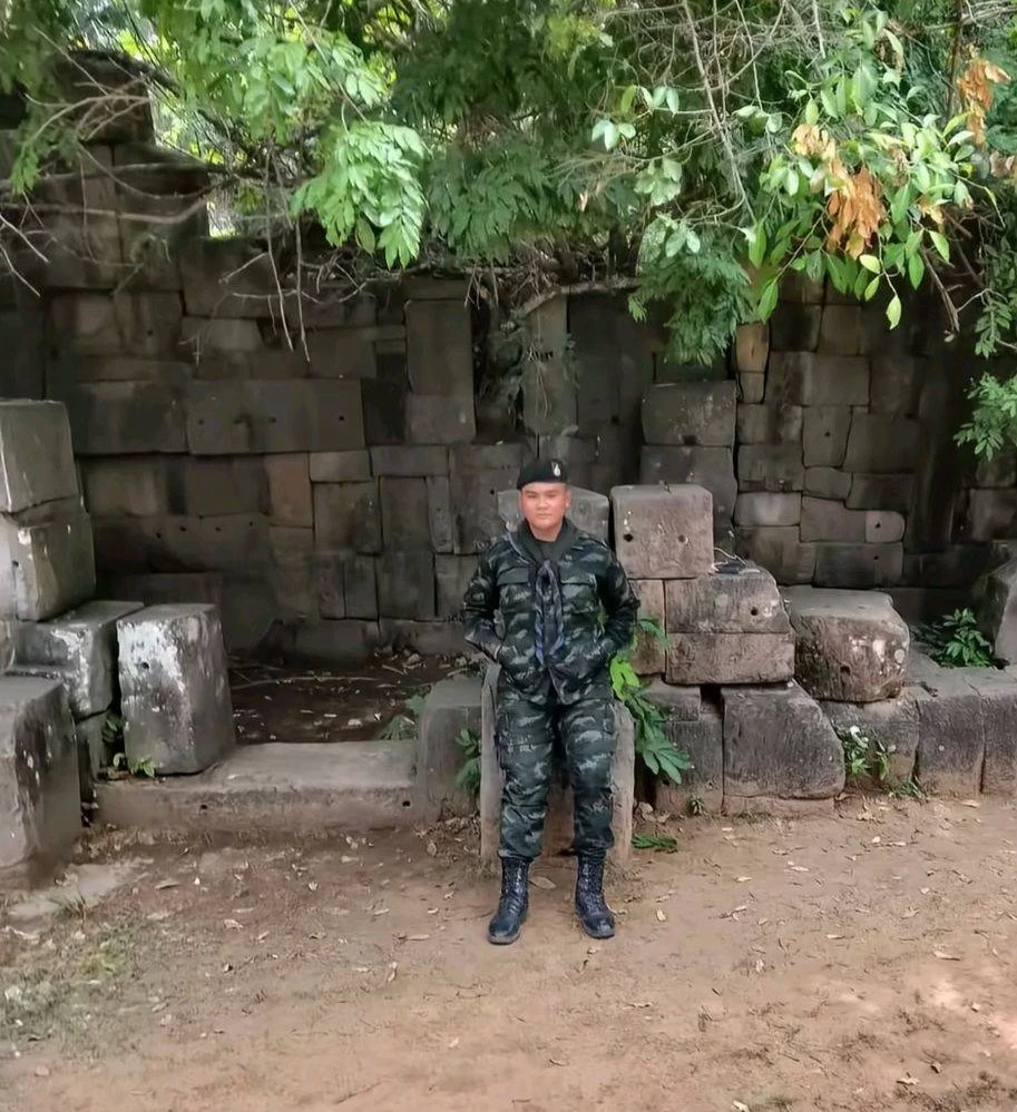 สุดอาลัย! พลทหารกล้าที่ปะทะคารมกับโมนิก้าเสียชีวิตสลดในฐาน