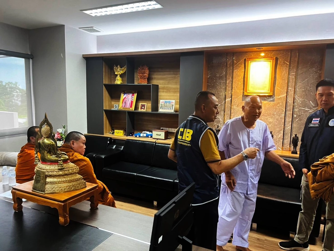 "บิ๊กเต่า" เผย "ทิดอลงกต" ยอมสึกเอง ด้าน "หมอบี" ยังไม่ให้ความร่วมมือเท่าที่ควร