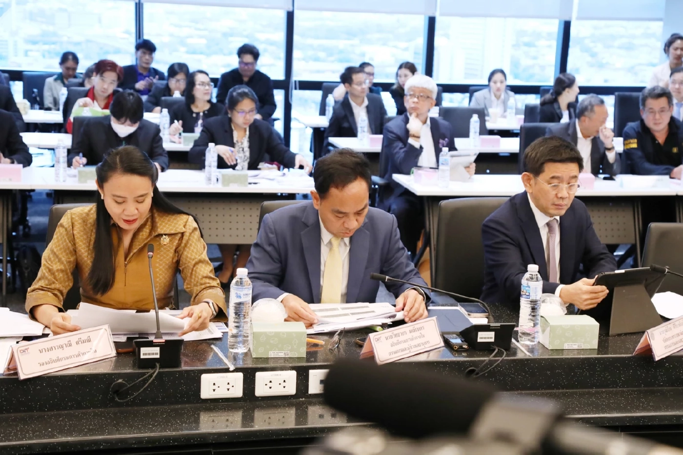 นบข. เคาะแจกเงินช่วยข้าวนาปี-นาปรัง ไร่ละ 1,000 บาท สูงสุด 10 ไร่