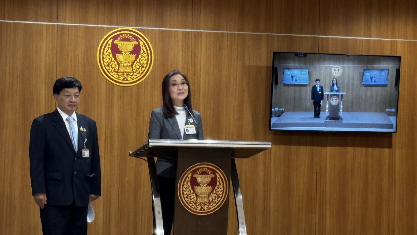 สว.อิสระ ยื่น ปธ.วุฒิฯ ส่งเรื่องศาล รธน.สั่ง 138 สว.หยุดทำหน้าที่