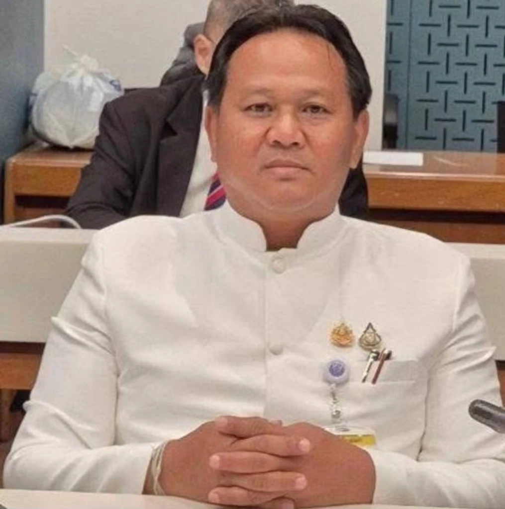 เดชา นุตาลัย สมาชิกวุฒิสภา