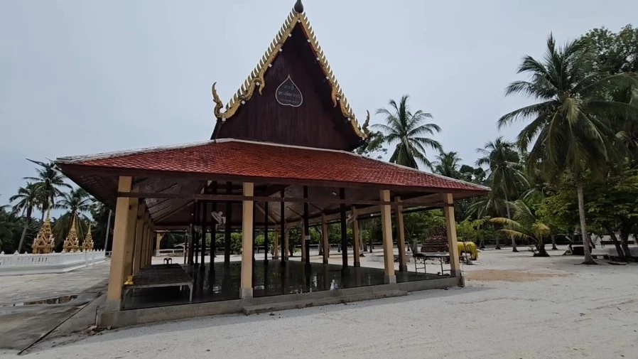 ศึกชิง "วัดสโมรสรสันนิบาต" ระอุ หลังสิ้นหลวงพ่อเพชร ชาวบ้านจัดเวรเฝ้าสมบัติ