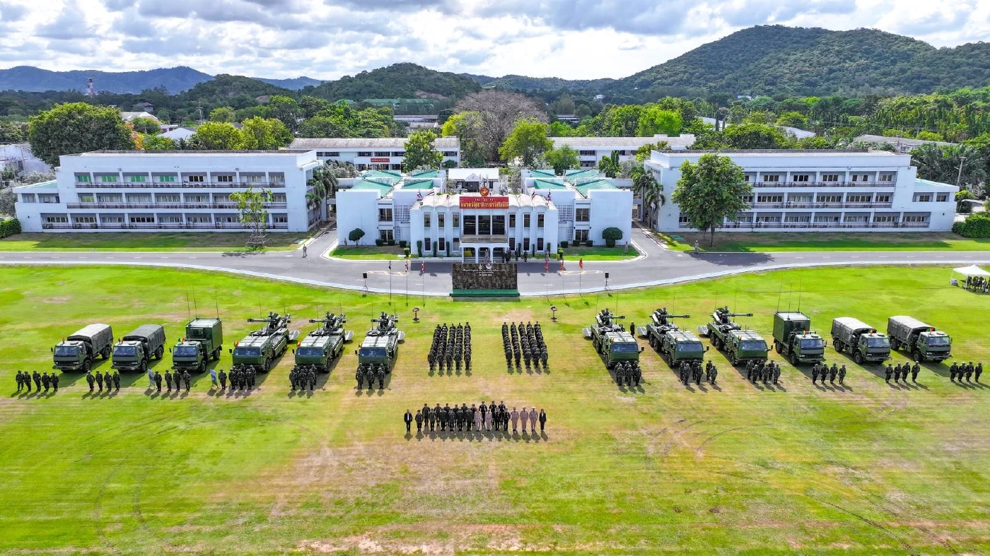 เสริมเขี้ยวเล็บ! กองทัพเรือรับมอบปืนใหญ่ 155 มม. ระยะยิง 40 กม.