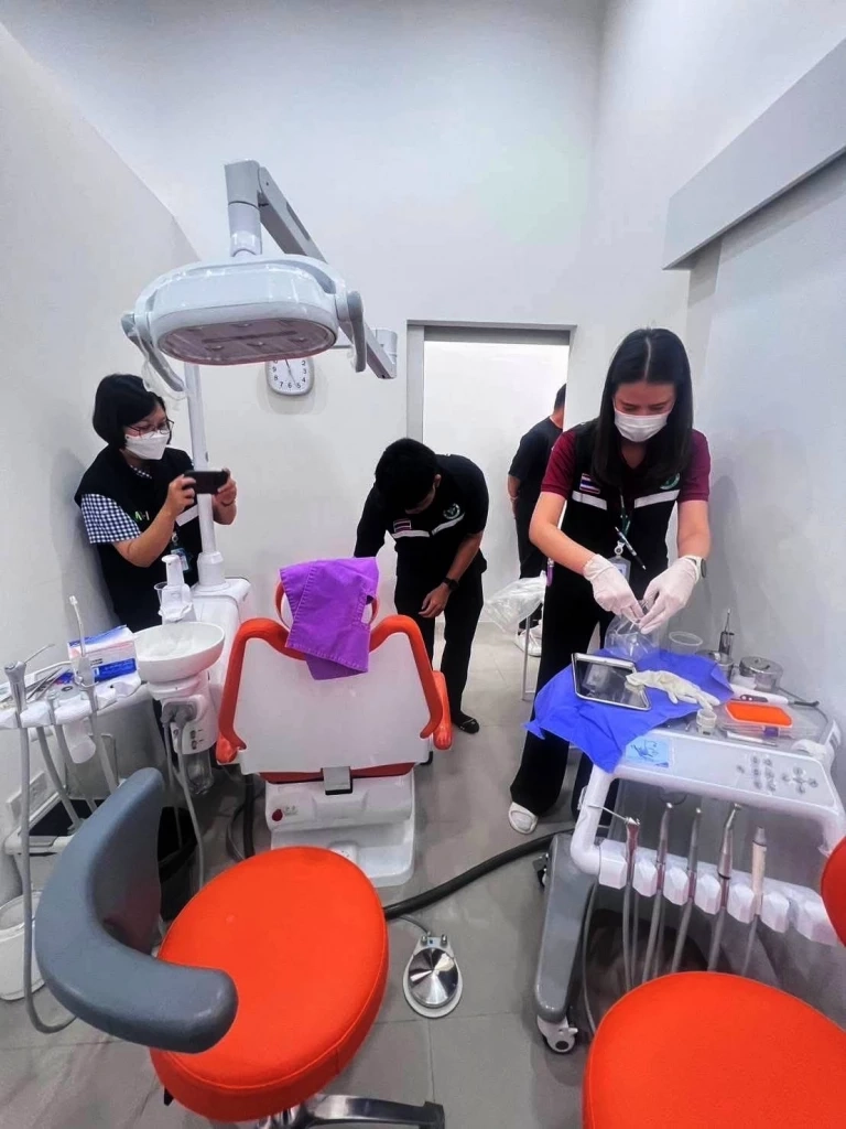 จับ "หมอฟันเถื่อน" อ.ปลวกแดง จ.ระยอง แอบ "ขูดหินปูน-ทำฟัน"