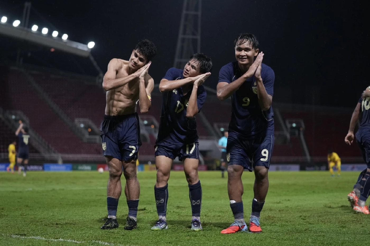 "คคนะ" ซัดชัยพา "ช้างศึกU23" เฉือนมาเลเซีย 2-1 คว้าแชมป์กลุ่มพร้อมตีตั๋วชิงแชมป์เอเชีย