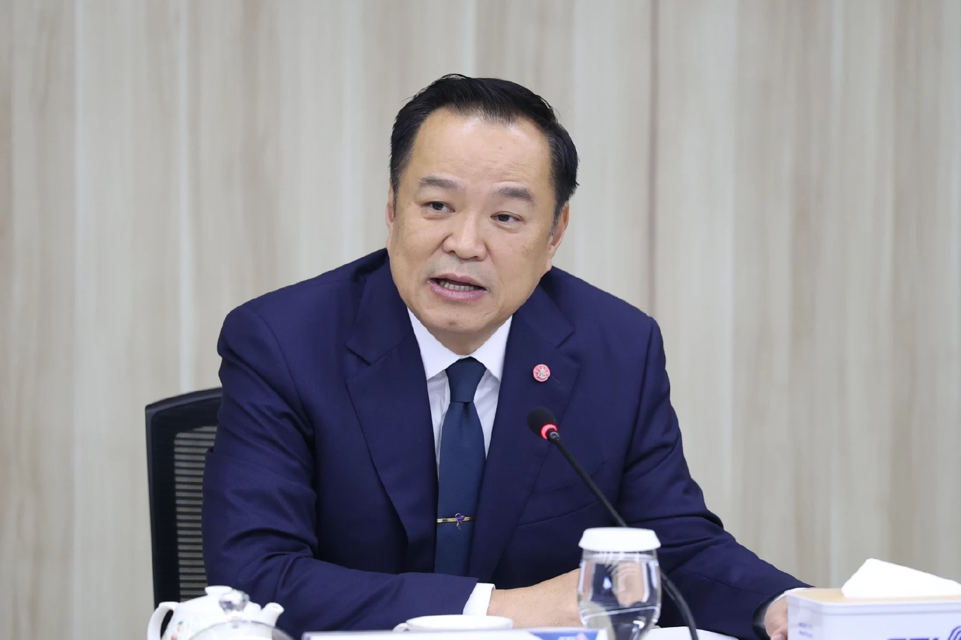 อนุทิน ชาญวีรกูล นายกรัฐมนตรี