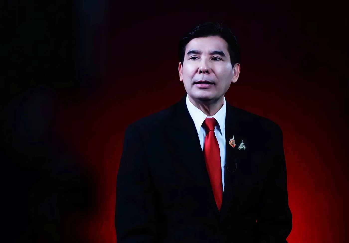 แฉ! "4 ดีลลับ" พรรคประชาชน" ยอมยกเสียงโหวตให้ "ภูมิใจไทย" ทั้งที่ "อุดมการณ์" ต่างกันสุดขั้ว