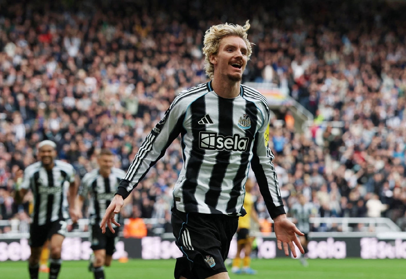 อาร์เซนอลคืนฟอร์มถล่มฟอเรสต์ 3-0 นิวคาสเซิลได้ "โวลเทอมาเดอ" ฮีโร่ประเดิมสนาม