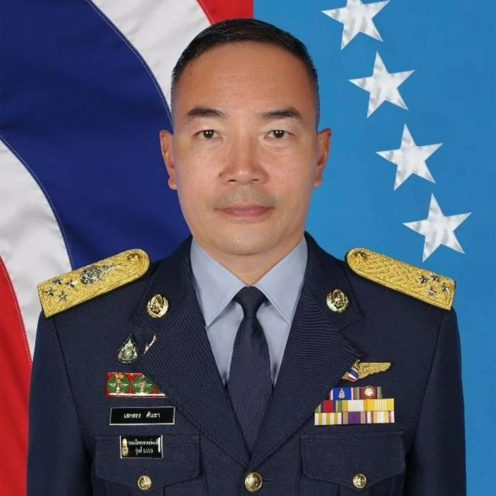 พลอากาศเอก เสกสรร คันธา