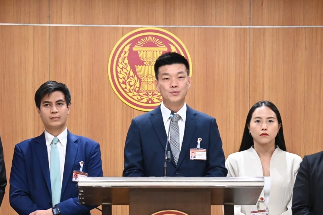 “อนุทิน” ยันแก้ รธน.ตามไทม์ไลน์ รอหารือรัฐสภาหลังได้ไฟเขียว