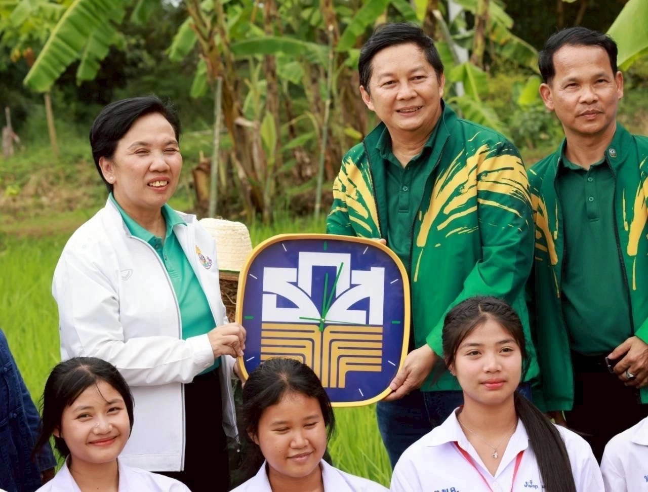 ธ.ก.ส. หนุนสร้างเยาวชนเข้าสู่ภาคการเกษตร \'โรงเรียนเกษตรธนากร\'