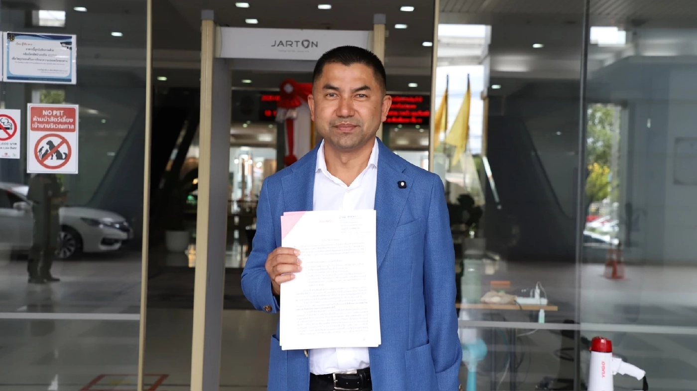 พล.ต.อ. สุรเชษฐ์ หักพาล อดีต รอง ผบ.ตร. 