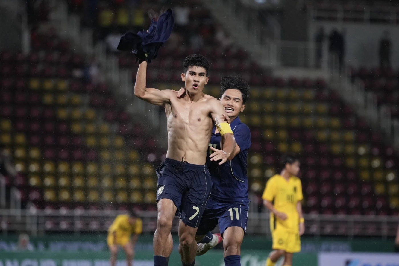 "คคนะ" ซัดชัยพา "ช้างศึกU23" เฉือนมาเลเซีย 2-1 คว้าแชมป์กลุ่มพร้อมตีตั๋วชิงแชมป์เอเชีย