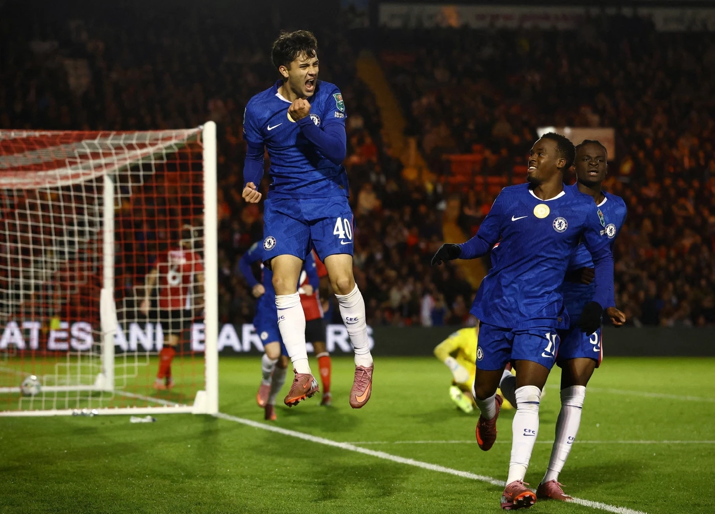 สรุปผล คาราบาวคัพ : ชนะแต่ช้ำ! "เอกิติเก้" ซัดชัยให้ลิเวอร์พูลก่อนโดนแดง