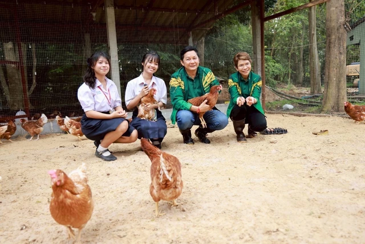 ธ.ก.ส. หนุนสร้างเยาวชนเข้าสู่ภาคการเกษตร \'โรงเรียนเกษตรธนากร\'