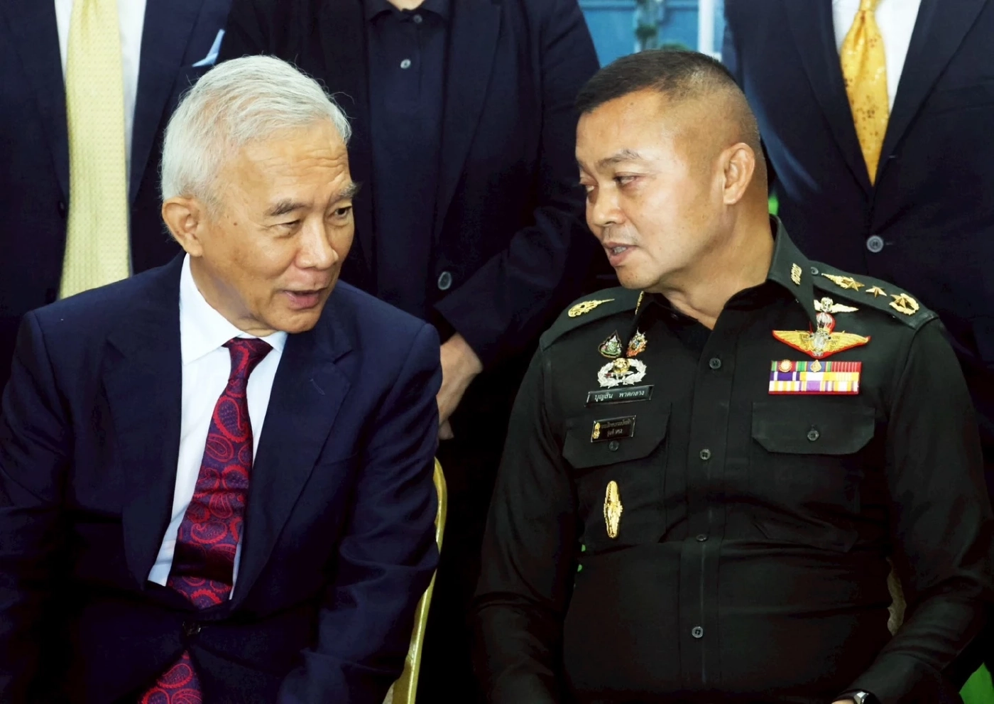 "สุวัจน์" ร่วมเป็นเกียรติงานวันสถาปนากองทัพภาคที่ 2 ครบรอบ 77 ปี